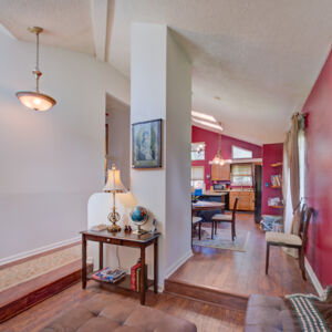 07)» 8425_Moore-Ct.jpg