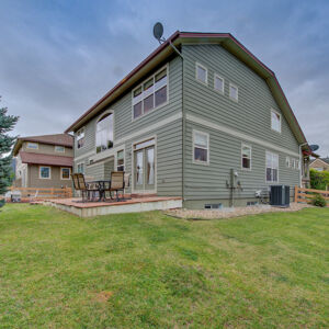 40» 8330_Arbutus-St.jpg