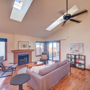 04)»  11409_w85th-pl.jpg