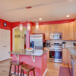 11» 8330_Arbutus-St.jpg