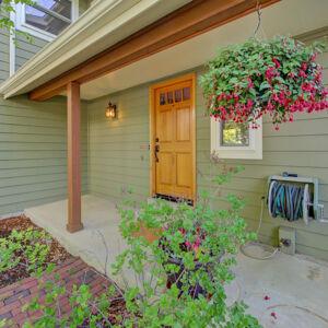 04)» 3966_Bosque-Ct.jpg