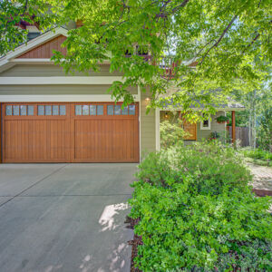 01)» 3966_Bosque-Ct.jpg