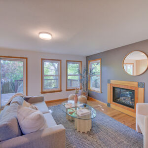 07)» 3966_Bosque-Ct.jpg