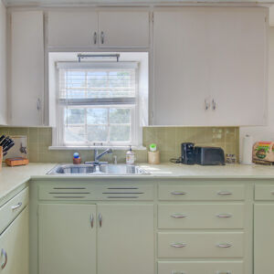 30»-5050 w 33rd Ave.jpg