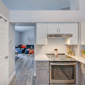 11)» 705 Cedar Dr.jpg