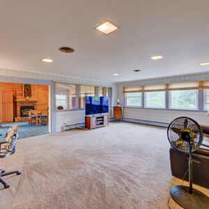 21)» 8300_w67th-Ave.jpg