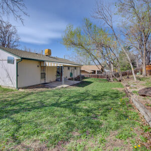 27)» 10067 W 68th Place.jpg