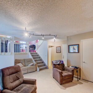 20)» 8425_Moore-Ct.jpg