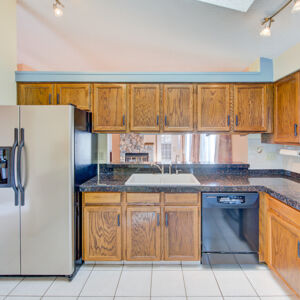 09)» 10553 w84th Place.jpg