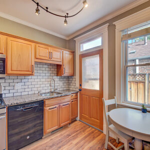 12)» 211 E Exposition Ave.jpg