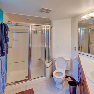 23)» 8425_Moore-Ct.jpg