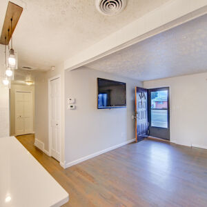 08)» 3310_w-94th-Ave.jpg