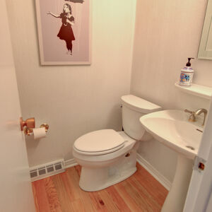 17)» 3874_S-Peach-Way.jpg