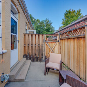 19)» 211 E Exposition Ave.jpg