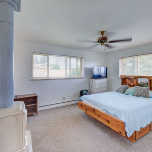 35)» 8300_w67th-Ave.jpg