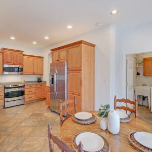 23)» 6464 Simms St-Unit A.jpg