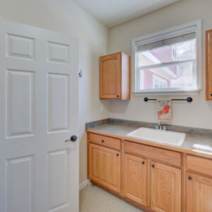 20)» 8461_Coors-Street.jpg