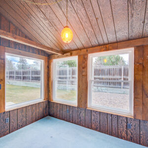 25)» 10706_Julian-Ct.jpg