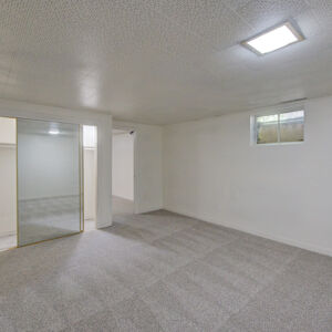 34)» 6054_Iris-Way.jpg