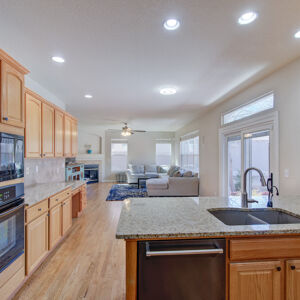 15)» 8461_Coors-Street.jpg