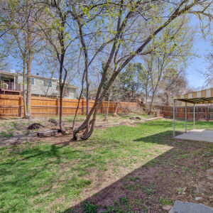 28)» 10067 W 68th Place.jpg