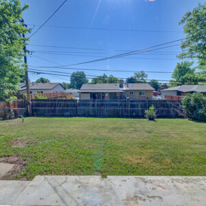 42)» 6054_Iris-Way.jpg