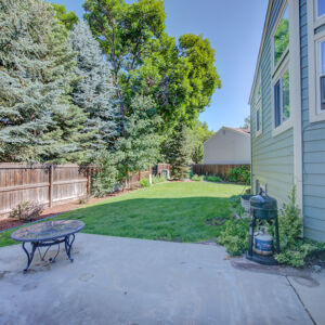 35)» 8425_Moore-Ct.jpg