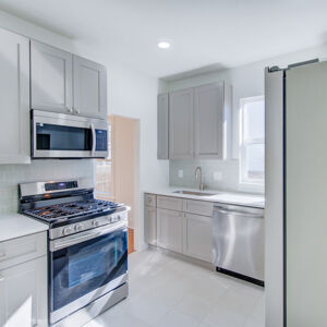 25.28)» 4141_Yates-Stnew.jpg