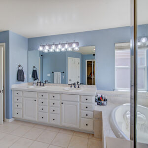 28)» 8461_Coors-Street.jpg