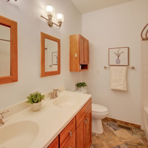 16)» 6464 Simms St-Unit A.jpg