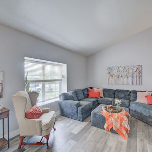 05)» 705 Cedar Dr.jpg