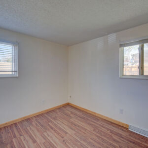 21)» 10067 W 68th Place.jpg