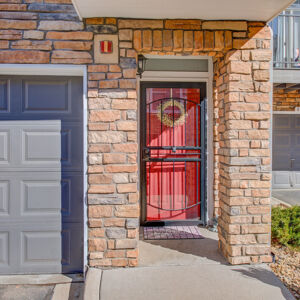 01)» 2769-w-Riverwalk_unit-H.jpg