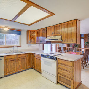 16)» 10706_Julian-Ct.jpg