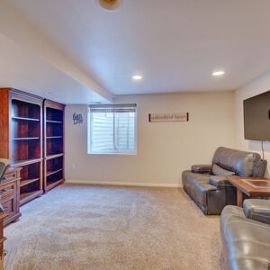 32)» 3220 Iron Horse Way.jpg