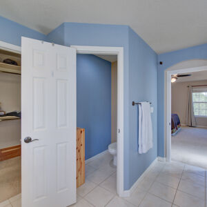 27)» 8461_Coors-Street.jpg