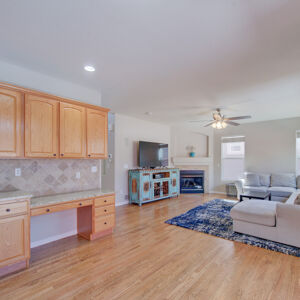 16)» 8461_Coors-Street.jpg