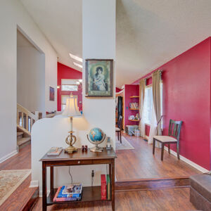 06)» 8425_Moore-Ct.jpg