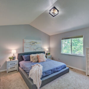 19)» 705 Cedar Dr.jpg