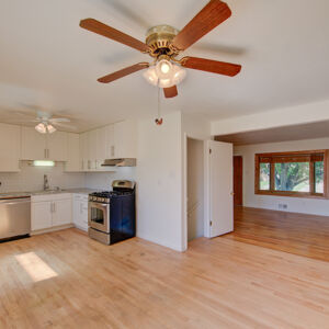 15)» 6054_Iris-Way.jpg