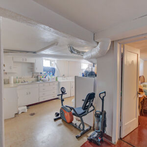 37»-5050 w 33rd Ave.jpg