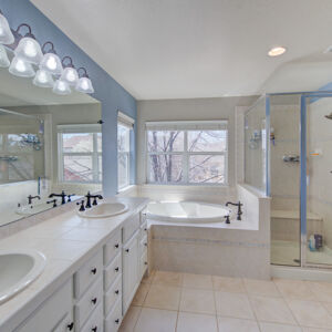 26)» 8461_Coors-Street.jpg