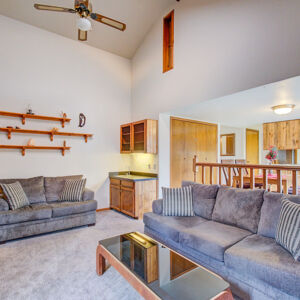 22)» 10706_Julian-Ct.jpg