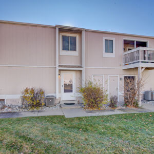 02)» 7977 Chase Circle #47 2.jpg