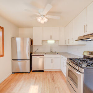 14)» 6054_Iris-Way.jpg