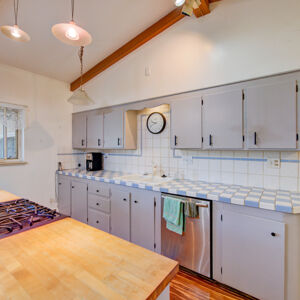 14)» 8300_w67th-Ave.jpg