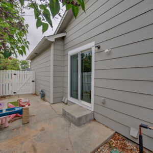 17)» 705 Cedar Dr.jpg