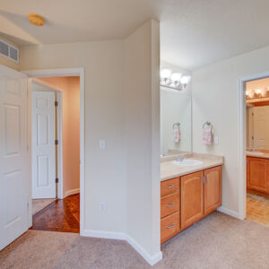 25» 8330_Arbutus-St.jpg