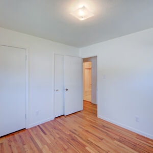 29)» 6054_Iris-Way.jpg