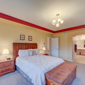 20» 8330_Arbutus-St.jpg